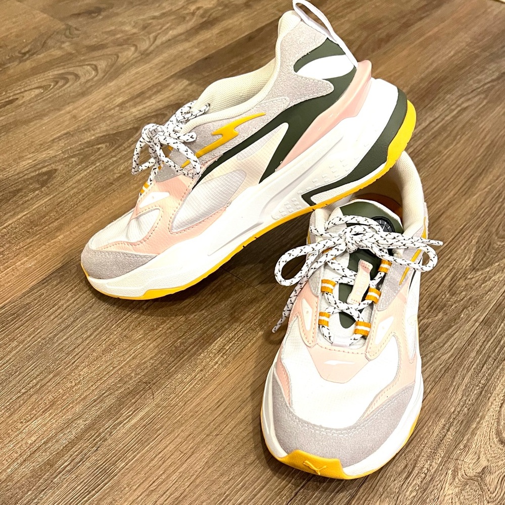 NWOT Puma RS Fast T4C